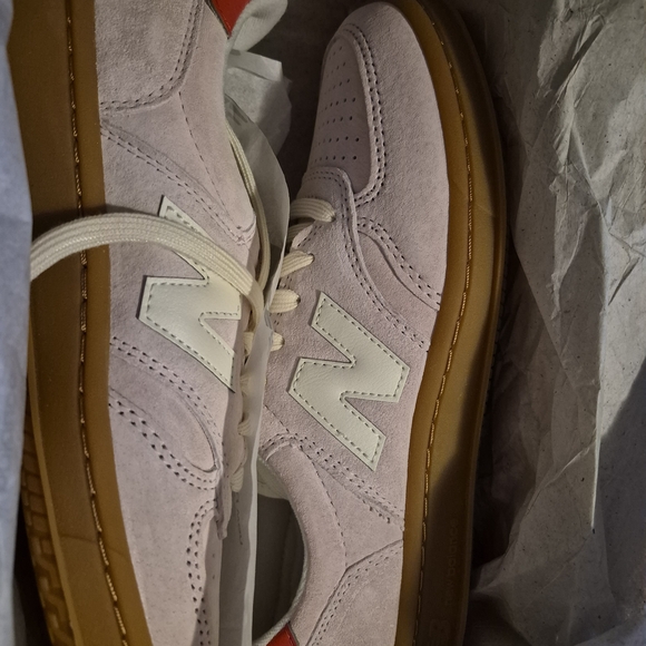 New Balance T500 Sneakers Unisex Men's Sz 7.5, Womens Sz 9 - Picture 4 of 6